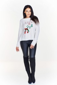 Sweter z oryginalnym wzorem (U)