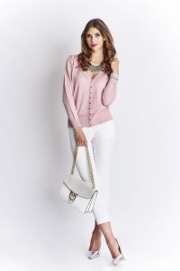 KLASYCZNY SWETEREK NA GUZICZKI