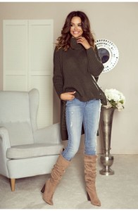 Sweter z golfem i długim tyłem  (U)