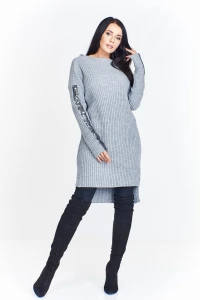 Długi sweter z krótszym przodem ozdobiony cekinowymi lampasami na rękawach  (U)