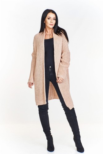 Długi sweter o grubym splocie