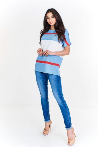 Długi sweter w poziome pasy