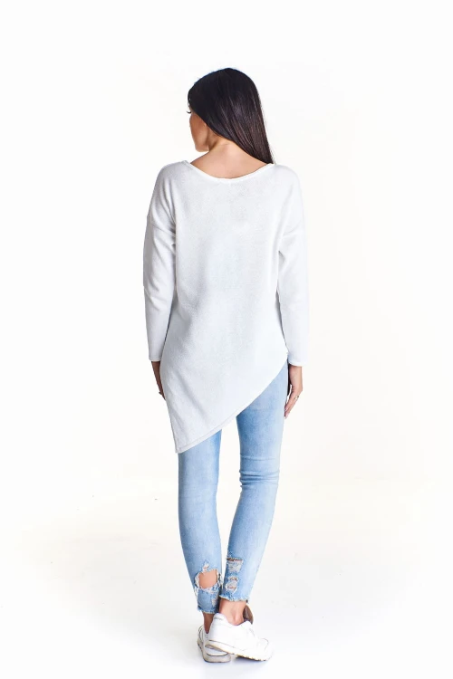 Asymetryczny sweter oversize