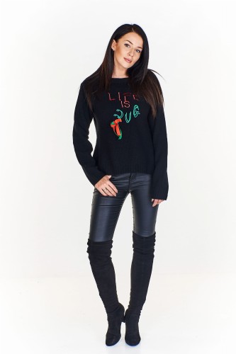 Sweter z oryginalnym wzorem (U)