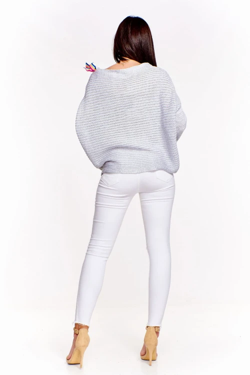 Oversiz'owy sweter z kokardką (U)